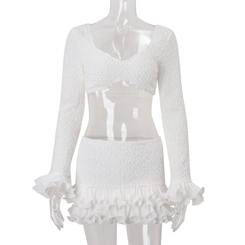 Chic Textured Sweetheart Ruffle Crop Top – Fall & Holiday Style