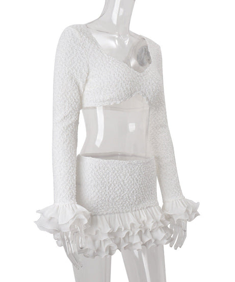 Chic Textured Sweetheart Ruffle Crop Top – Fall & Holiday Style