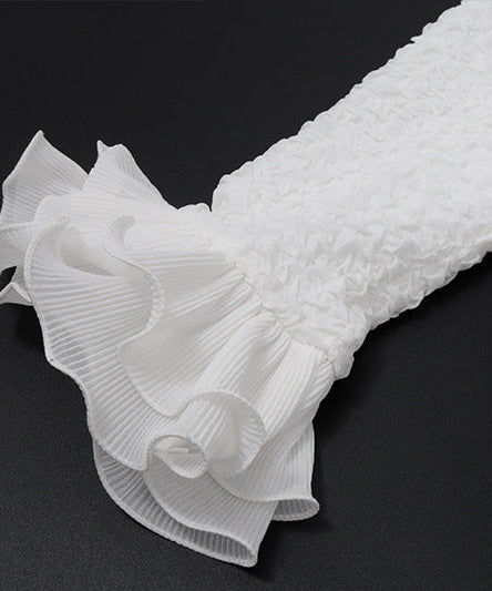 Chic Textured Sweetheart Ruffle Crop Top – Fall & Holiday Style