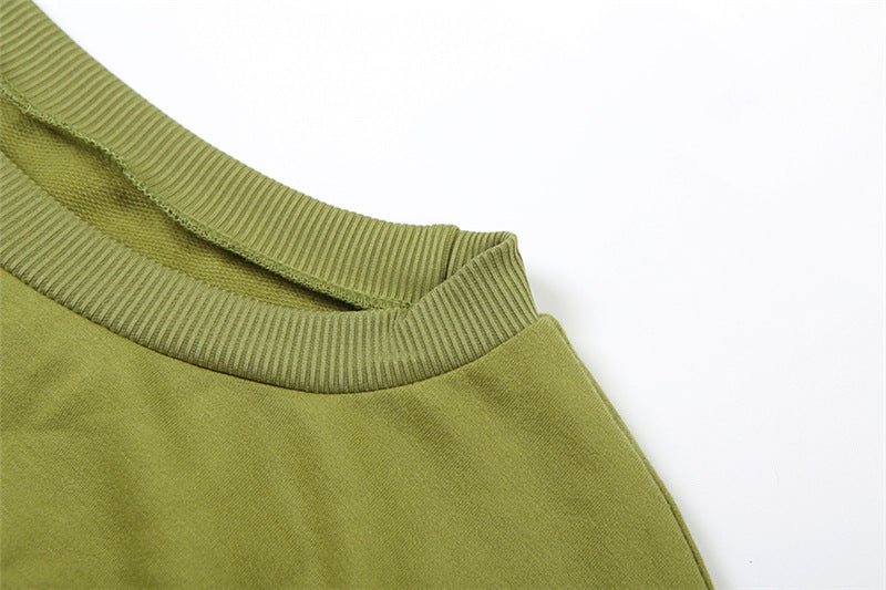 Cozy Fall Comfort: Women's Olive Green 2-Piece Loungewear Set - Chic Wide-Leg Pants & Crewneck Top