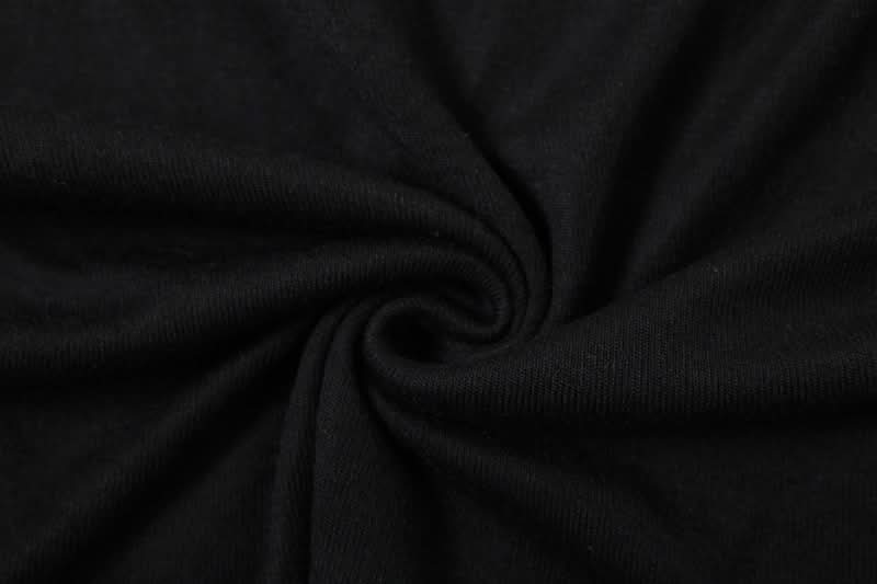 Edgy Y2K Graphic Crop Top - Chic Black Tee for Fall Street Style