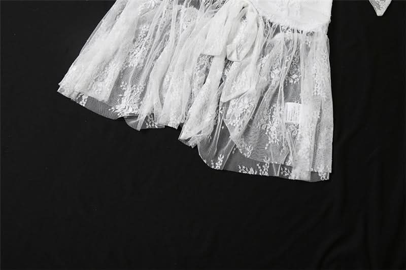 Ethereal White Lace Halter Top - Chic for Fall Getaways & Date Nights