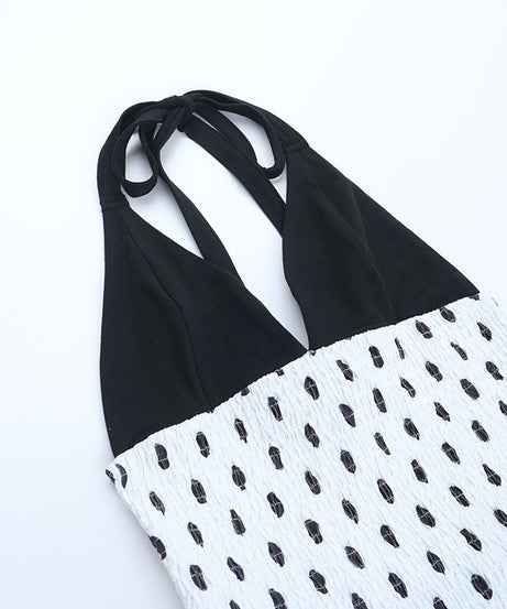 Effortless Chic: Polka Dot Halter Mini Dress - Flattering Smocked Waist for Fall Getaways & Date Nights