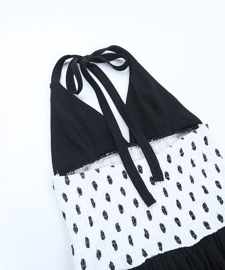 Effortless Chic: Polka Dot Halter Mini Dress - Flattering Smocked Waist for Fall Getaways & Date Nights