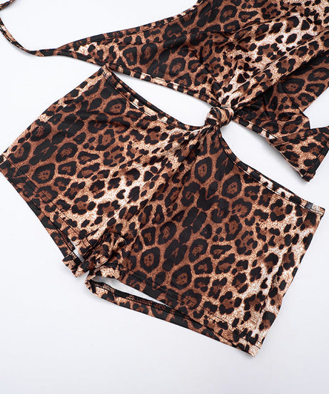 Fierce Leopard Halter Cut-Out Romper – Your Go-To for Fall Parties & Halloween