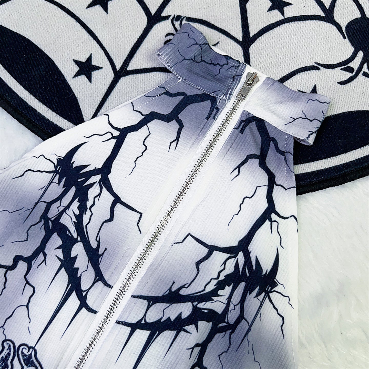 "Mad Storm" Gothic Grunge Zip-Up Crop Top & Arm Sleeves Set - Spooky Season Alt Fashion