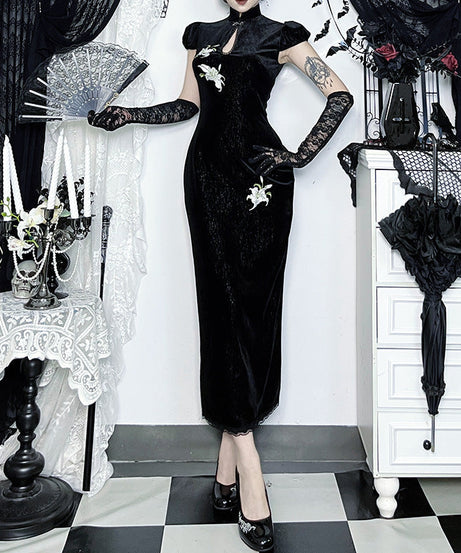 Mystical Gothic Velvet Cheongsam Maxi Dress with Lily Embroidery - Hauntingly Elegant for Halloween & Fall Soirees
