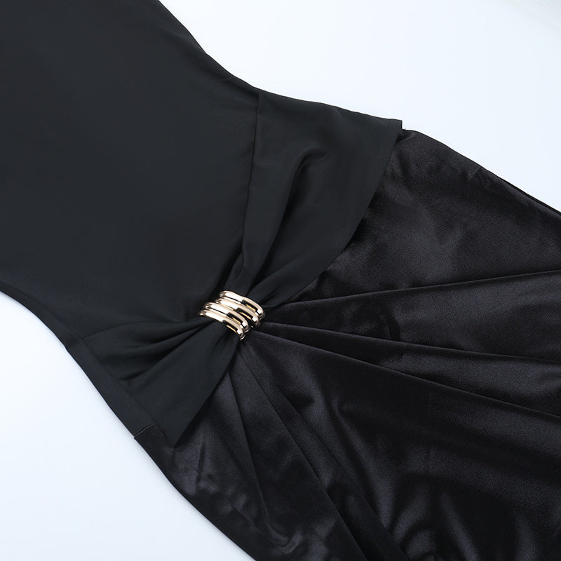 Elegant Black Bodycon Ruched Maxi Dress with Chic Buckle – Perfect for Fall & Holiday Occasions