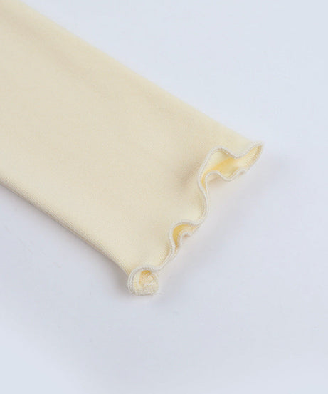 Cozy Fall Chic: Dainty Ruffle V-Neck Button-Front Cropped Top | Buttermilk Bliss