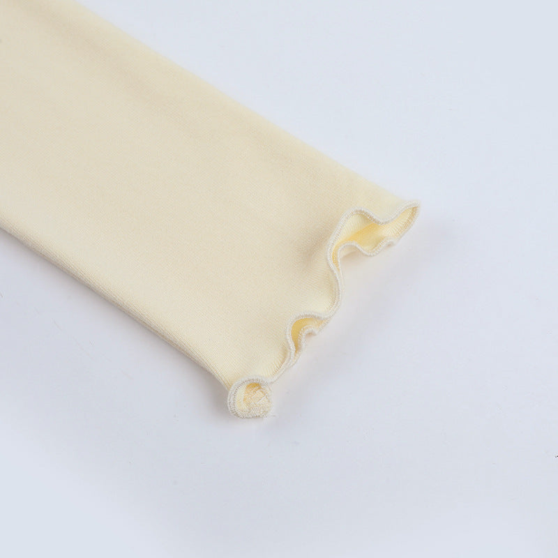 Cozy Fall Chic: Dainty Ruffle V-Neck Button-Front Cropped Top | Buttermilk Bliss