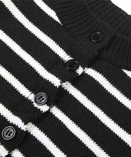 Chic & Cozy: Women's Striped Knit Cardigan Top & Shorts Set - Fall Loungewear