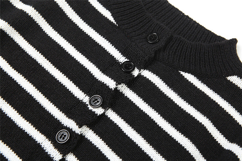 Chic & Cozy: Women's Striped Knit Cardigan Top & Shorts Set - Fall Loungewear