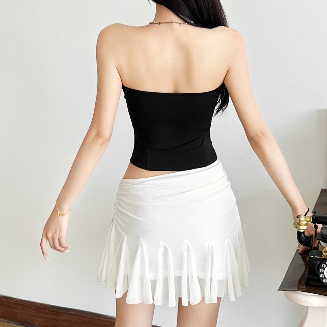 Fall Glam: Black Sweetheart Lace-Up Corset Top - Trendy Strapless Bustier for Nights Out