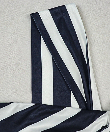 Chic Navy & White Chevron Maxi Dress | Keyhole Twisted Halter for Effortless Style