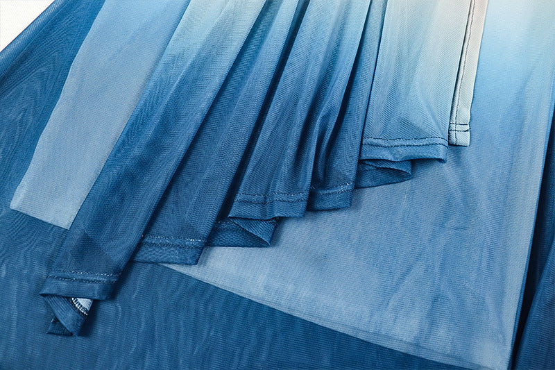 Chic Cowl Neck Ombre Halter Maxi Set - Your Go-To for Fall Vacations & Resort Glam