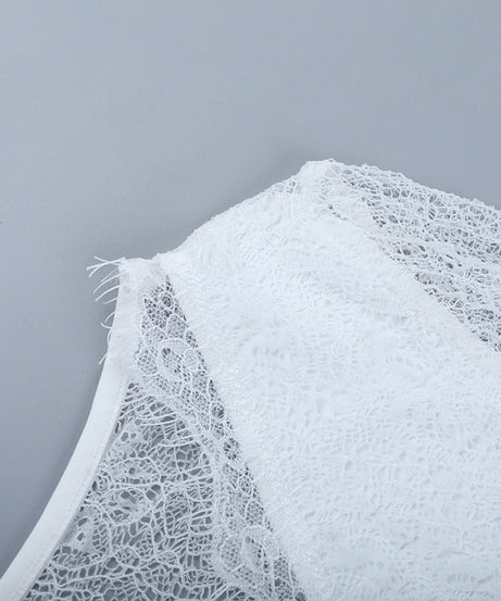 Chic White Lace Tie-Front Long Sleeve Crop Top - Perfect for Fall Layering & Date Nights