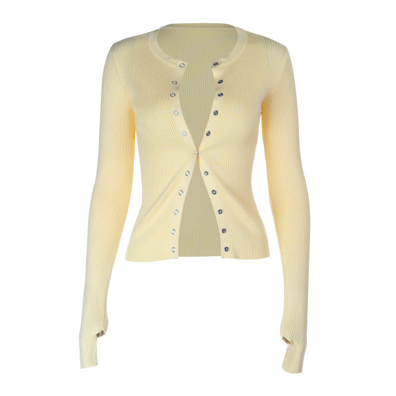 Buttercream Bliss: Chic Ribbed Snap-Front Cardigan Top with Thumbholes - Cozy Fall Essential