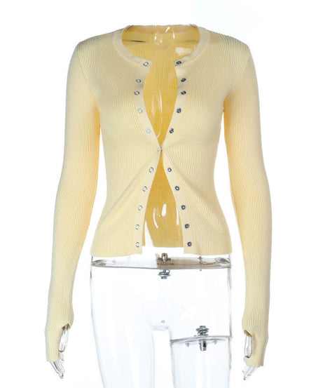Buttercream Bliss: Chic Ribbed Snap-Front Cardigan Top with Thumbholes - Cozy Fall Essential
