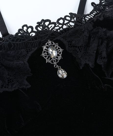 Bewitching Velvet & Lace Off-Shoulder Gown - Dramatic High-Low Hem for Gothic Glamour & Halloween