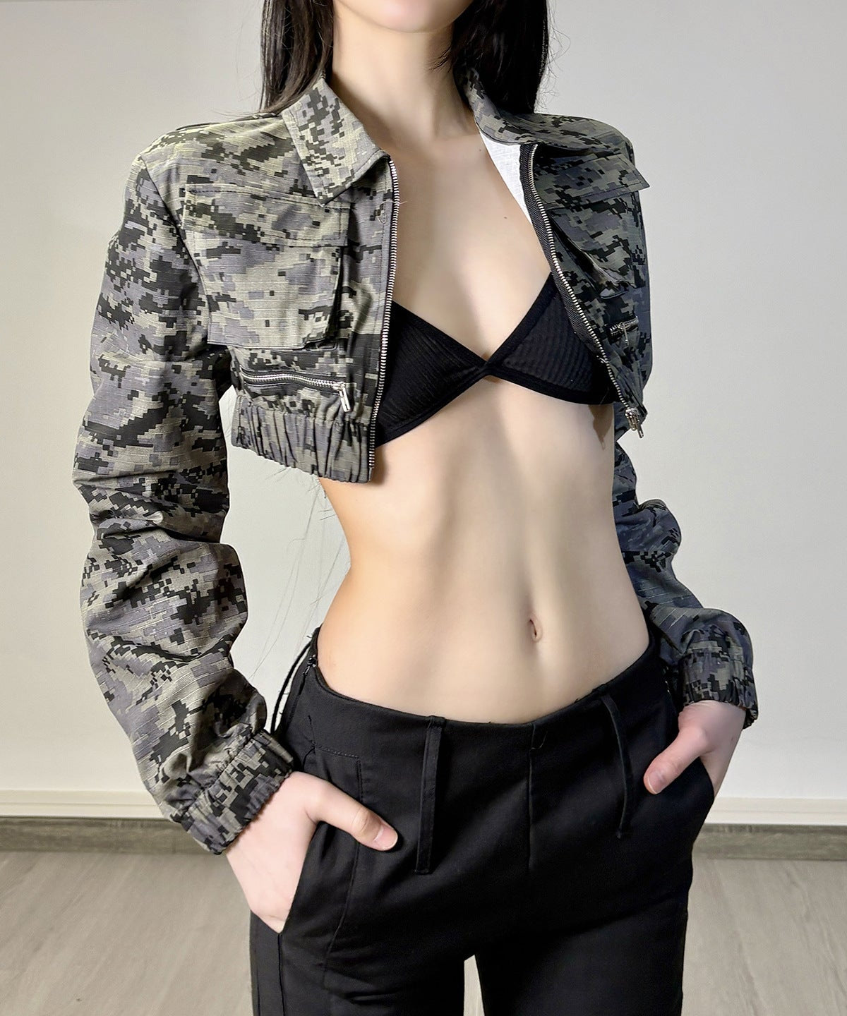 Urban Edge Digital Camo Cropped Zip-Up Jacket | Fall Street Style for Women