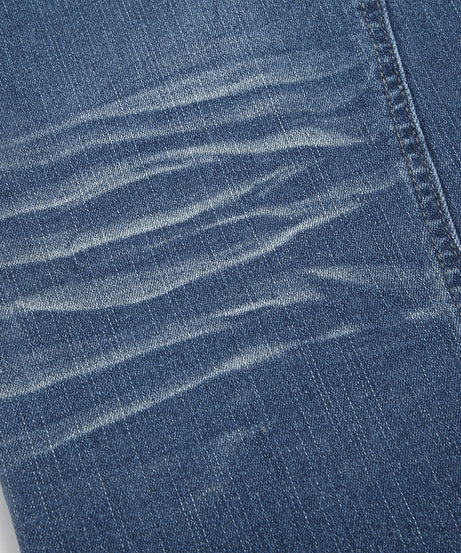 Effortless Fall Chic: Women's Mid-Rise Wide-Leg Stretch Denim Jeans