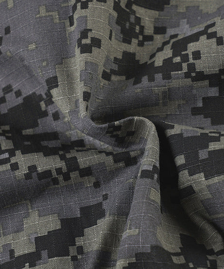 Urban Edge Digital Camo Cropped Zip-Up Jacket | Fall Street Style for Women