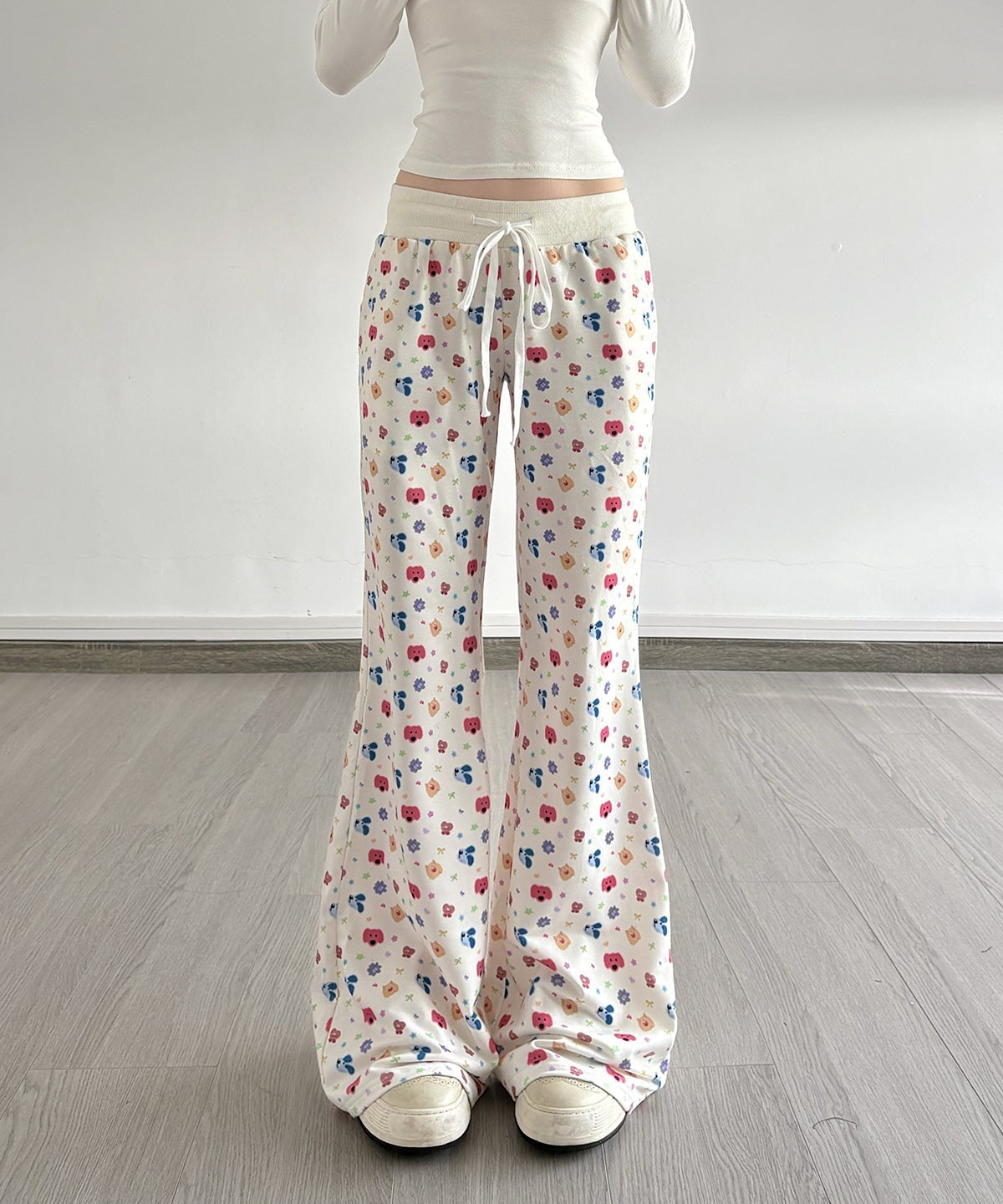 Y2K Dream Comfort: Low-Rise Wide-Leg Drawstring Pants with Whimsical Puppy Print - Your Fall Style Statement!