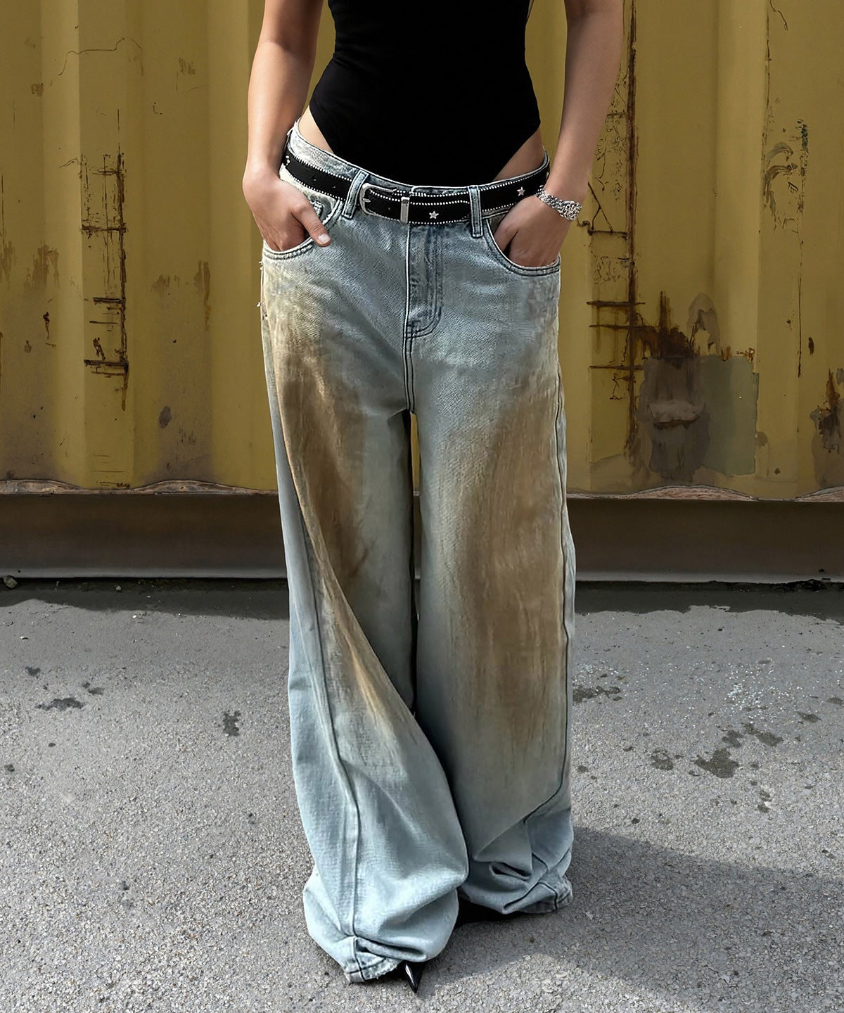 Urban Edge Y2K Distressed Baggy Jeans | Fall '25 Mid-Rise "Dirty" Wash