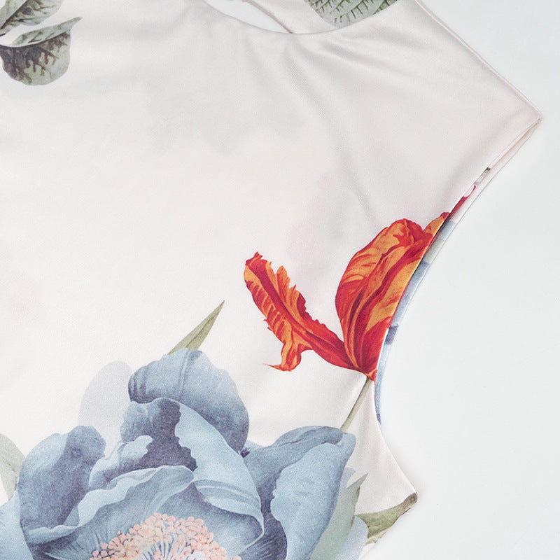 Stunning Fall Floral Maxi Dress for Women - Chic Sleeveless Gown with Keyhole Back