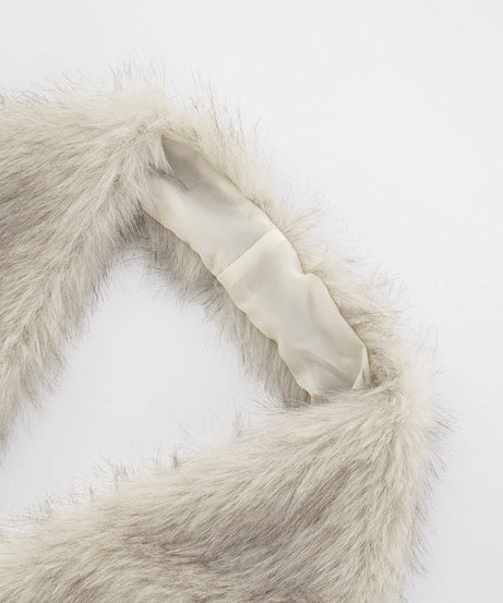 Elevate Your Fall & Holiday Style: Plush Faux Fur Longline Vest for Women – Chic & Cozy Outerwear