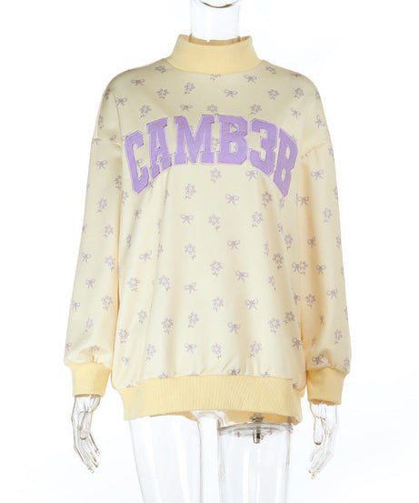 Women's CAMB3R Graphic Mock Neck Sweatshirt – Cozy Fall Bow Print