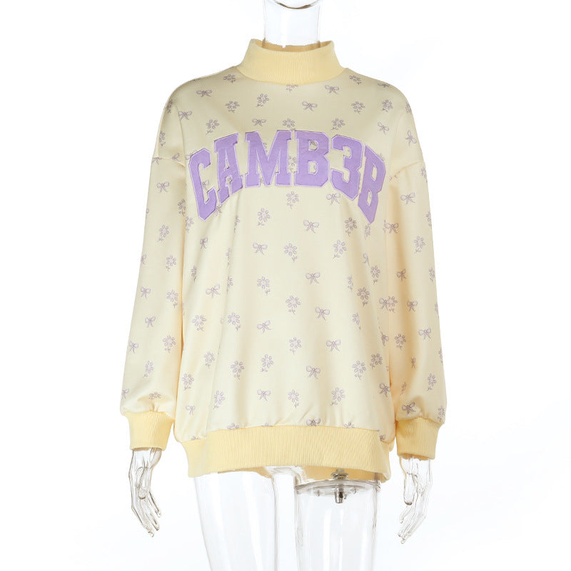 Women's CAMB3R Graphic Mock Neck Sweatshirt – Cozy Fall Bow Print