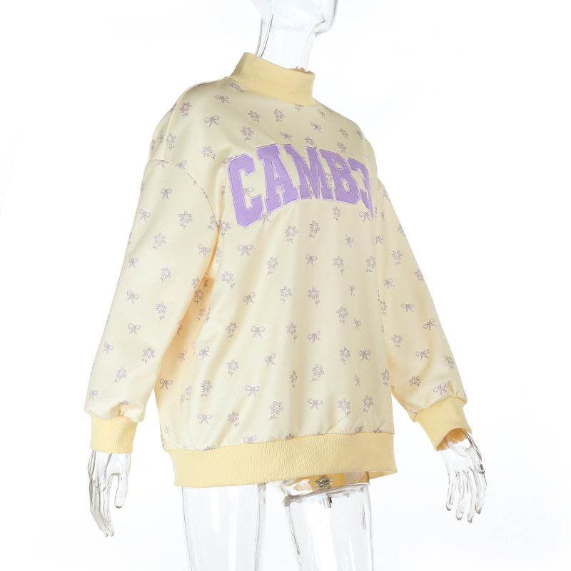 Women's CAMB3R Graphic Mock Neck Sweatshirt – Cozy Fall Bow Print