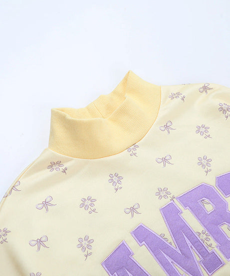 Women's CAMB3R Graphic Mock Neck Sweatshirt – Cozy Fall Bow Print