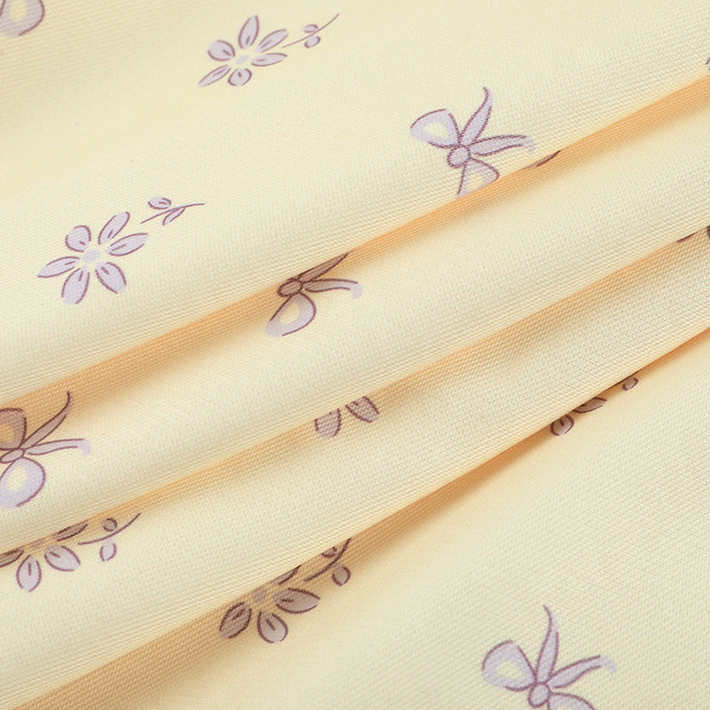 Women's CAMB3R Graphic Mock Neck Sweatshirt – Cozy Fall Bow Print