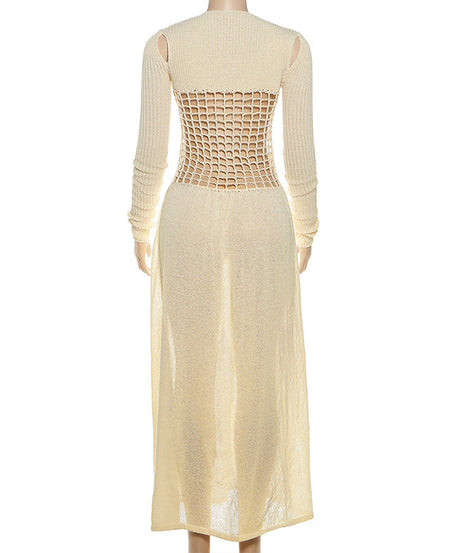 Autumn Resort Chic: V-Neck Knit Cut-Out Maxi Dress – Your Effortless Fall Getaway & Statement Piece