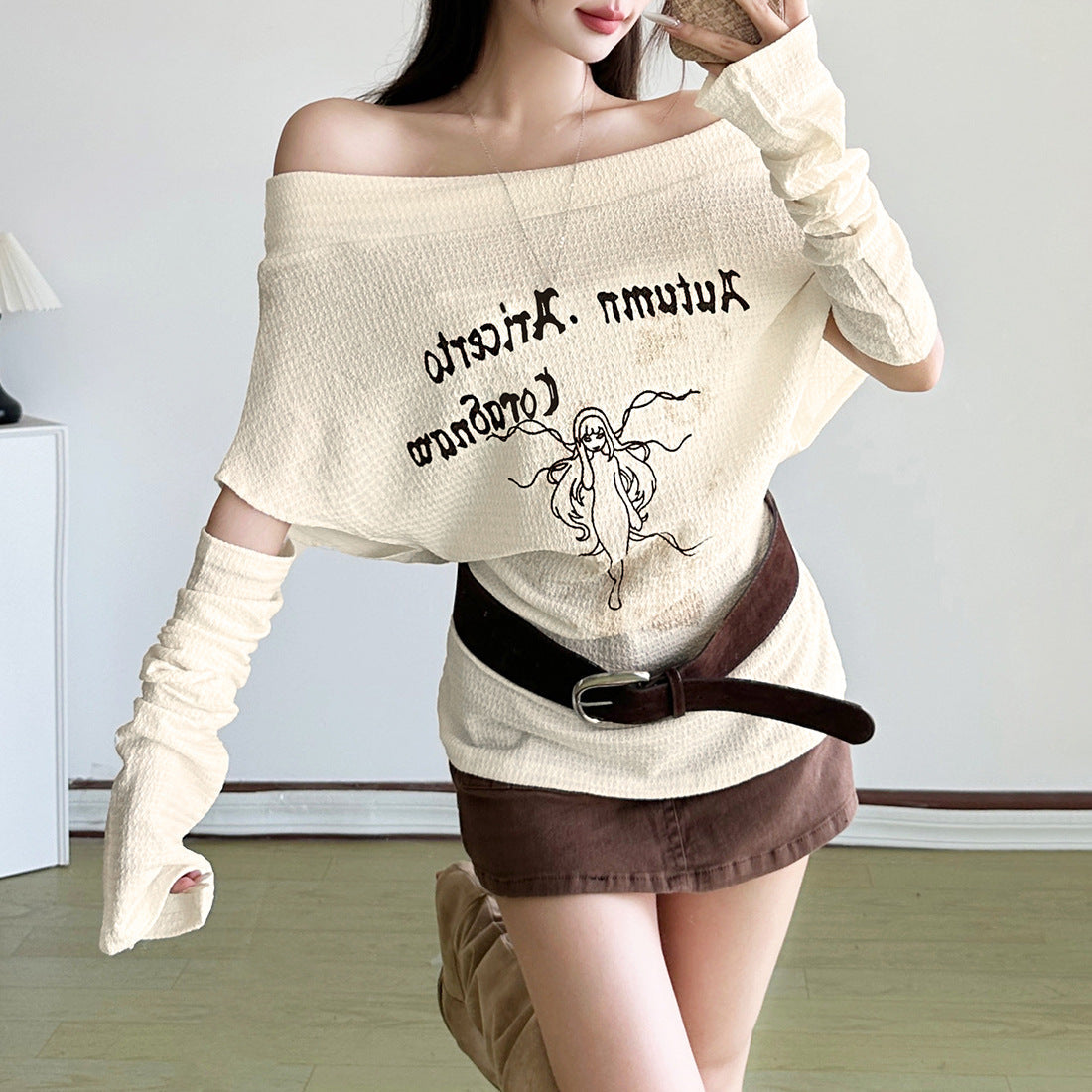 Off shoulder abstract ruched top