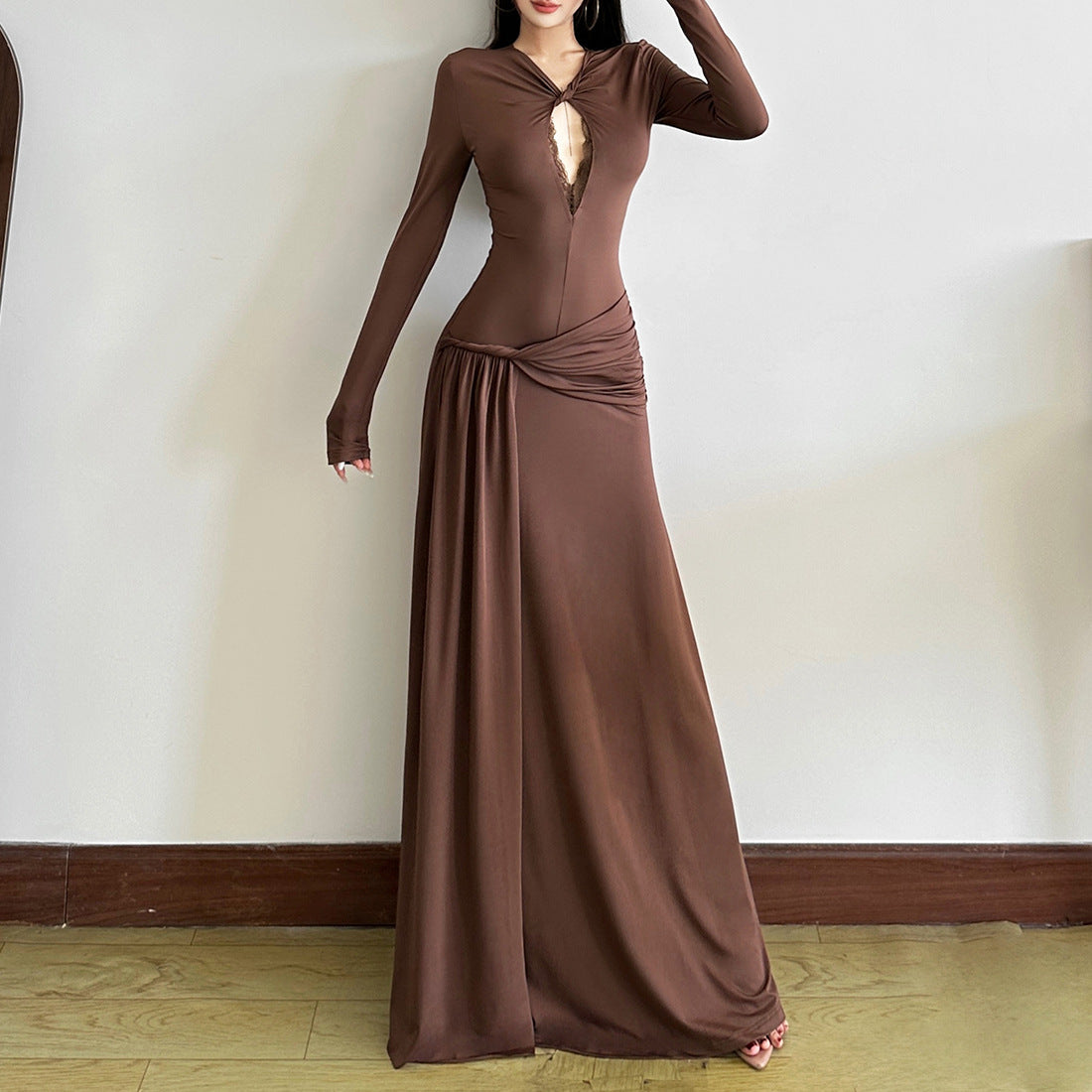 Autumn's Allure: Keyhole Ruched Chocolate Maxi Dress | Fall & Holiday Elegance