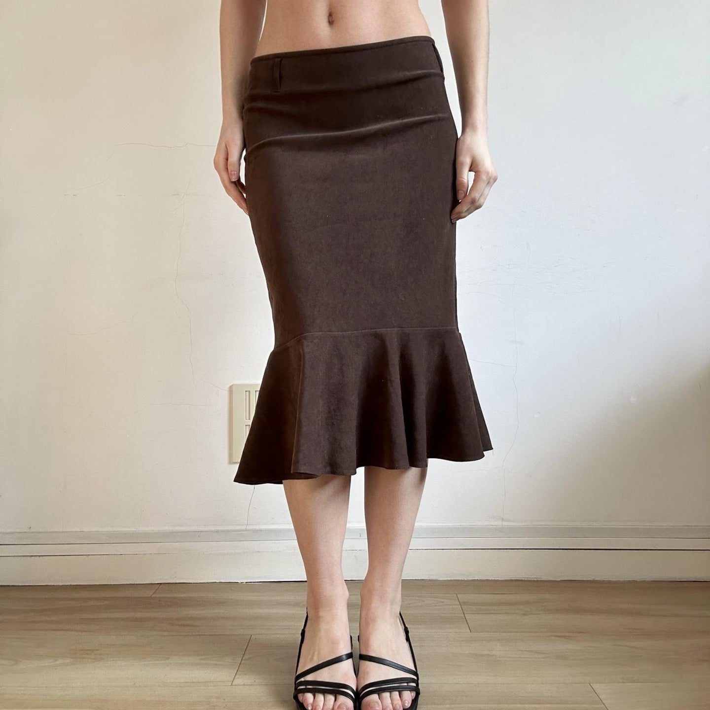 Fall '25 Essential: Chic Chocolate Brown Mermaid Midi Skirt – Soft & Stretchy