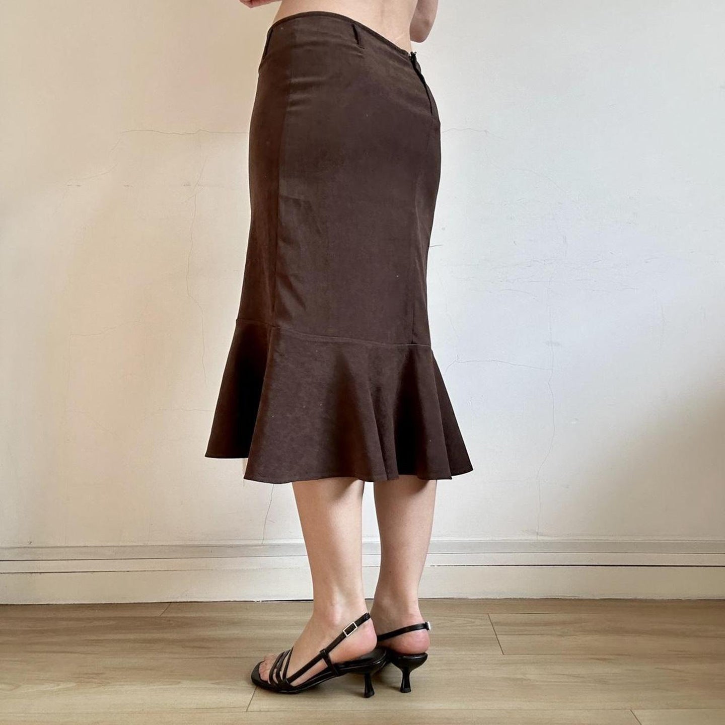 Fall '25 Essential: Chic Chocolate Brown Mermaid Midi Skirt – Soft & Stretchy