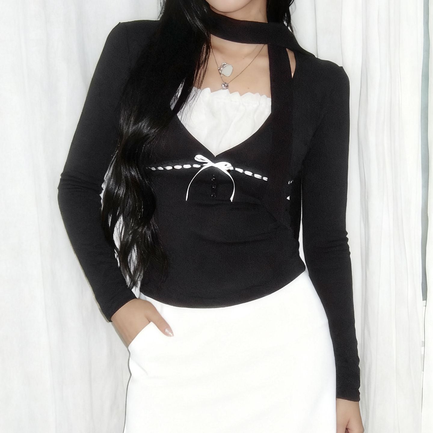 Effortless Fall Chic: Coquette Bow Layered Long Sleeve Crop Top