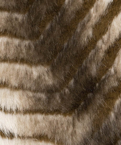 Glamorous Chevron Faux Fur Halter Top: Backless Style for Fall & Winter Celebrations