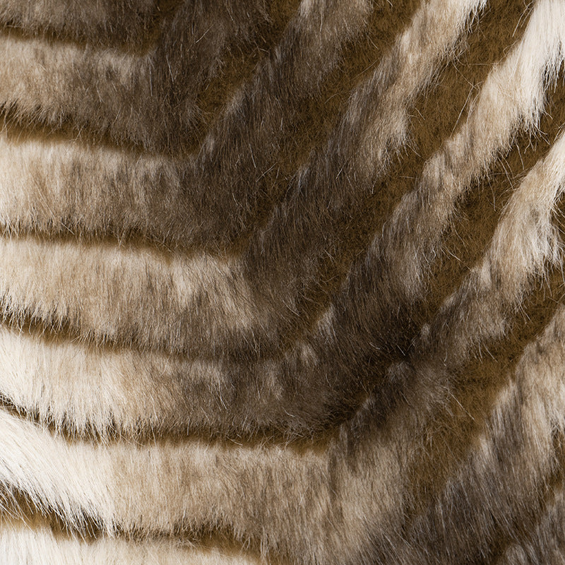 Glamorous Chevron Faux Fur Halter Top: Backless Style for Fall & Winter Celebrations