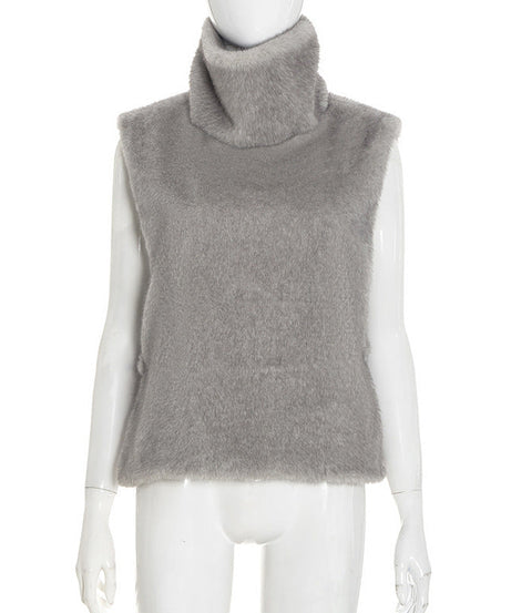 Luxe Faux Fur Turtleneck Top | Cozy Sleeveless Style for Holiday Layering