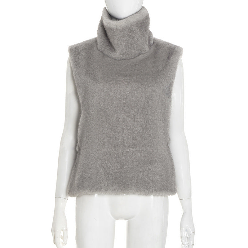 Luxe Faux Fur Turtleneck Top | Cozy Sleeveless Style for Holiday Layering