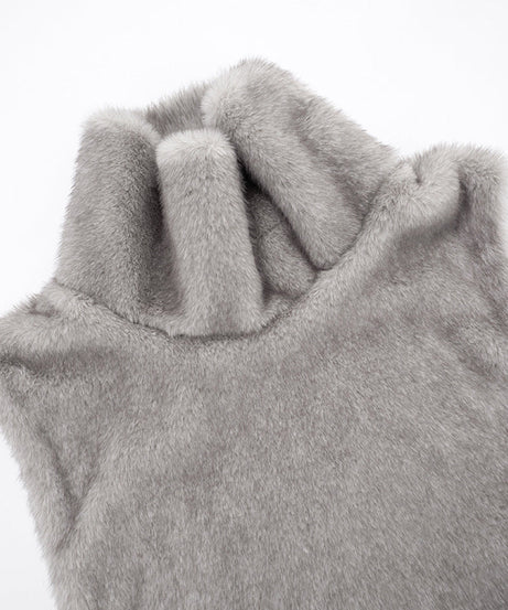 Luxe Faux Fur Turtleneck Top | Cozy Sleeveless Style for Holiday Layering