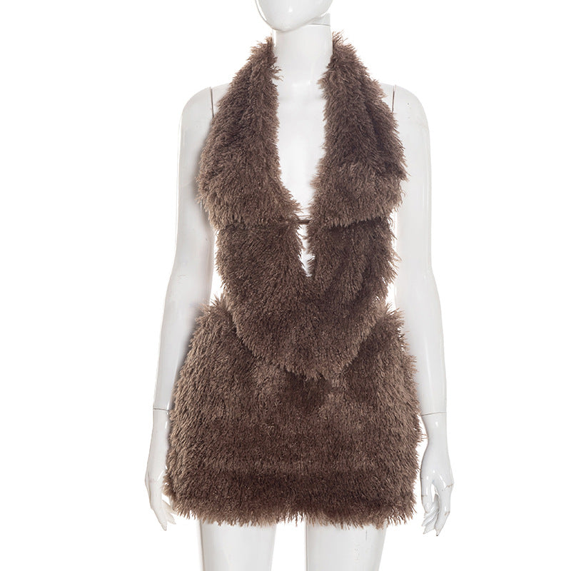 Cozy Luxe Faux Fur Halter Mini Skirt Set – Your Glamorous Winter & Holiday Statement
