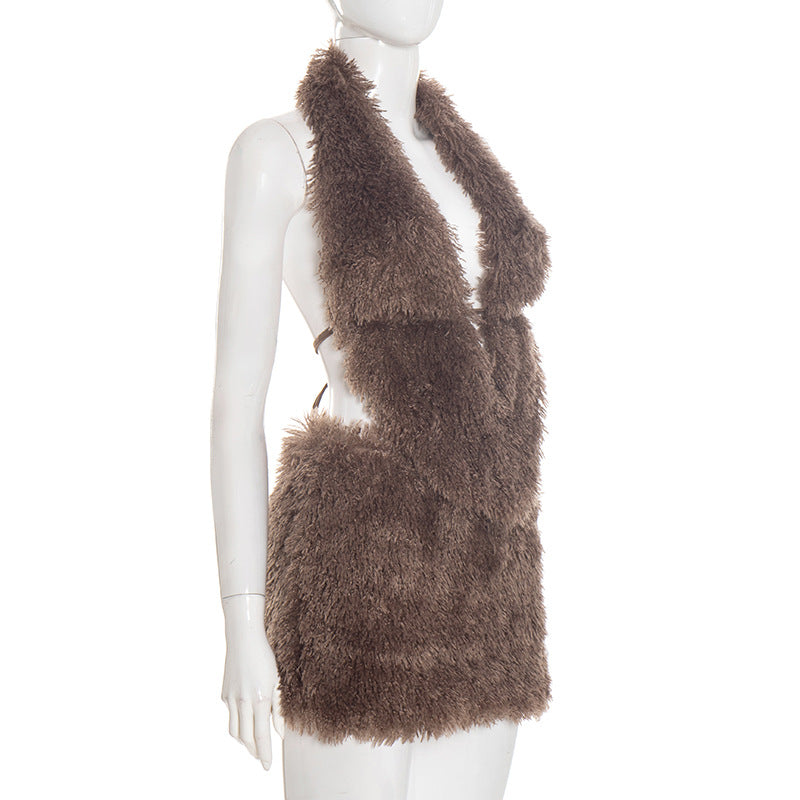 Cozy Luxe Faux Fur Halter Mini Skirt Set – Your Glamorous Winter & Holiday Statement