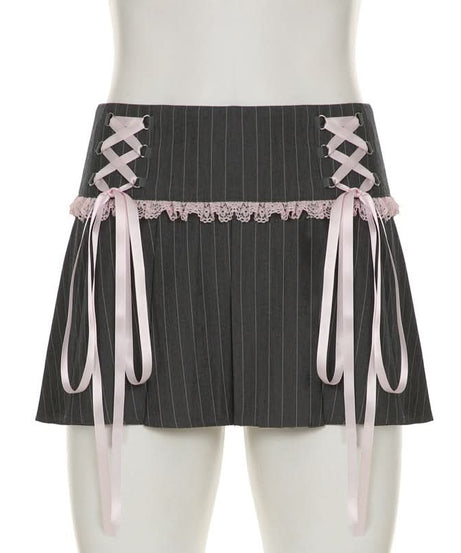 Fall Coquette Chic: Pinstripe Pleated Mini Skirt with Lace & Ribbon Detail – Perfect for Y2K & Halloween Style