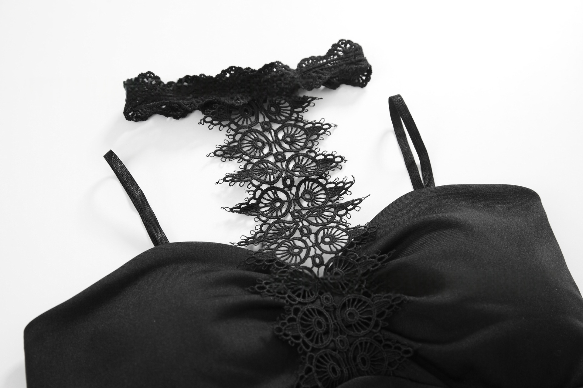 Edgy Black Lace Halter Crop Top - Fall Fashion & Halloween Style